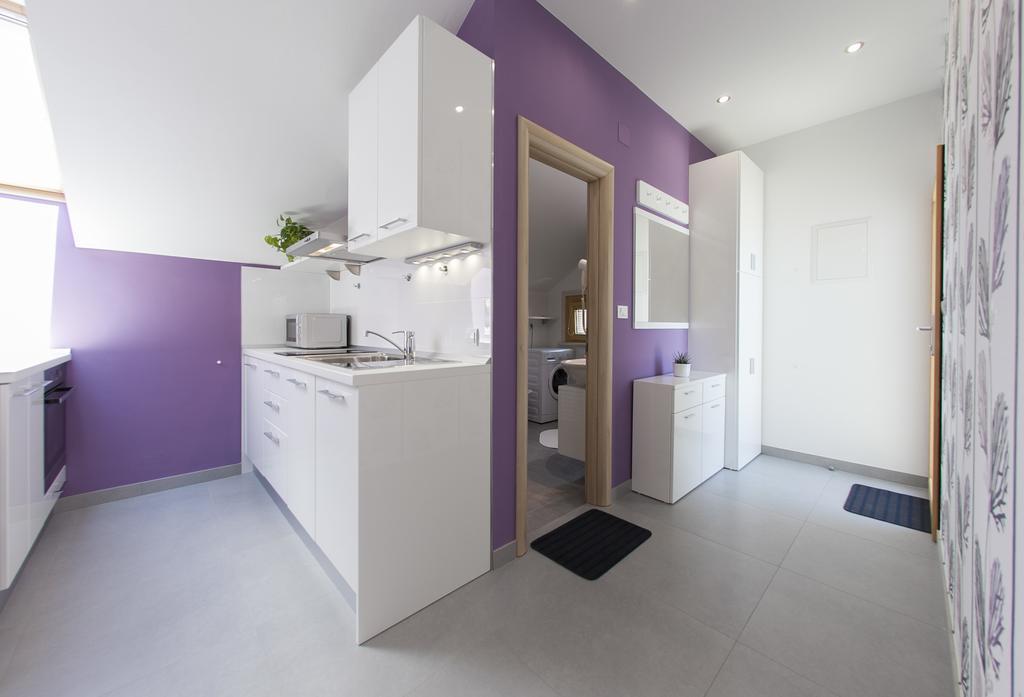 Apartments Benika Bol Pokój zdjęcie