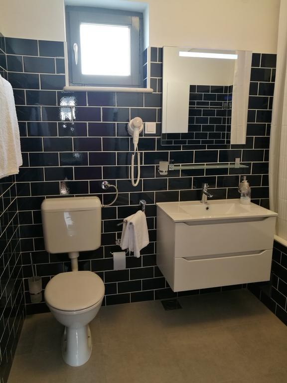 Apartments Benika Bol Zewnętrze zdjęcie