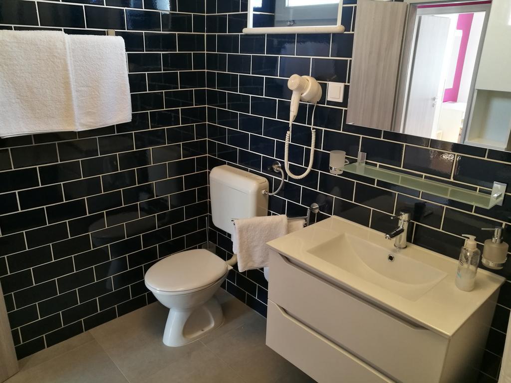 Apartments Benika Bol Zewnętrze zdjęcie